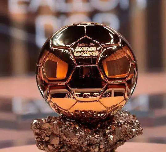 金球奖竞争激烈:亚马尔崭露锋芒,登贝莱稳如泰山,皇马明星遭遇挑战