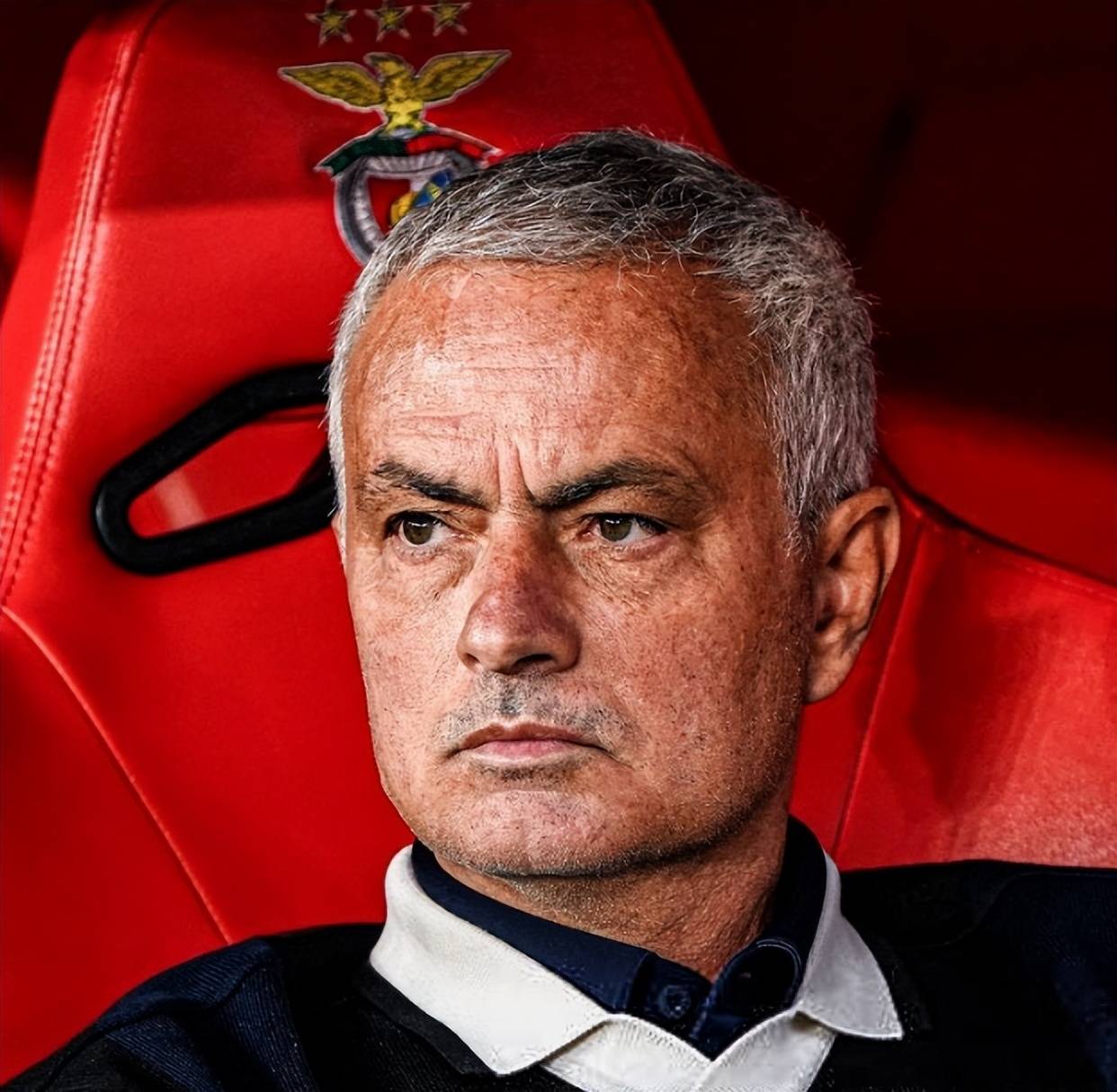 穆里尼奥时隔25年重返本菲卡,19天找到新工作,这次还拿违约金吗