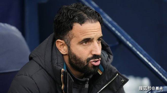 曼联生涯彻底凉透!阿莫林直接除名,罗马诺实锤