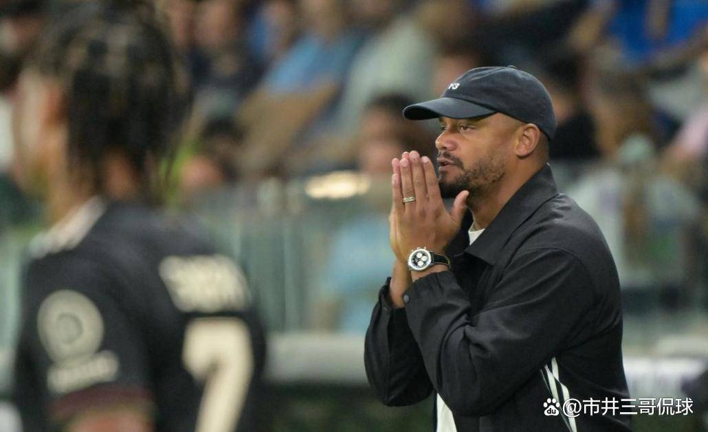 10连胜!孔帕尼的拜仁让德甲颤抖,瓜迪奥拉当年一句话真说对了?